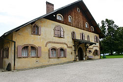 Gîte côté forêt, chambre et bains